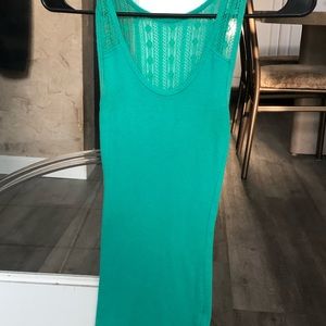 Pretty green tank top💚